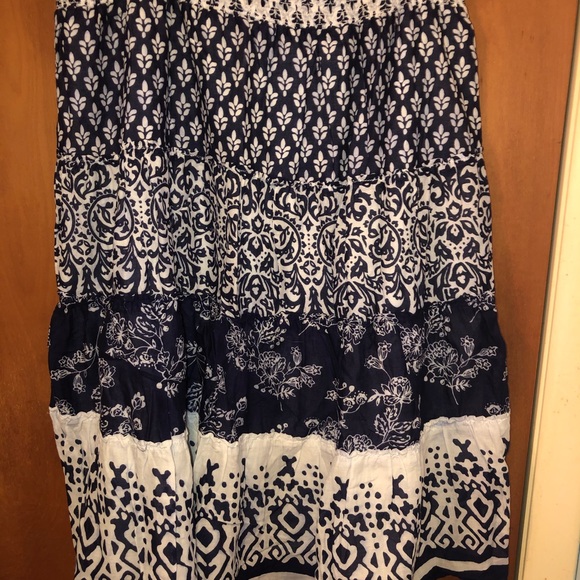 Old Navy Skirt - Picture 3 of 4